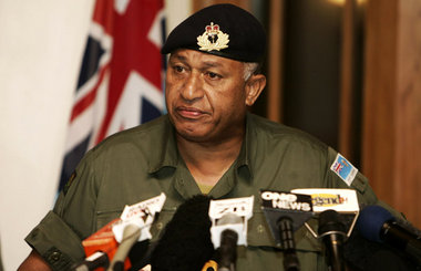Armeechef Bainimarama hat die Macht übernommen Armeechef Bainimarama hat die Macht übernommen