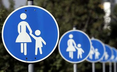 Vom Verkehrsschilddesigner bis zur Jugendamtsmitarbeiterin: Alle... Vom Verkehrsschilddesigner bis zur Jugendamtsmitarbeiterin: Alle...