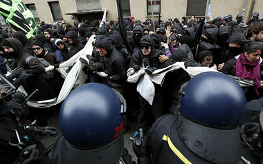 Auch die antikapitalistischen &raquo;M31&laquo;-Proteste in Fran...