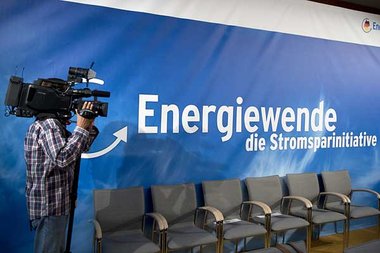 Dienstag im Bundesumweltministerium: Hartz-IV-Empfänger und Geri... Dienstag im Bundesumweltministerium: Hartz-IV-Empfänger und Geri...