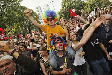 Laut und friedlich: Blockupy-demo am 19. Mai in Frankfurt/Main Laut und friedlich: Blockupy-demo am 19. Mai in Frankfurt/Main