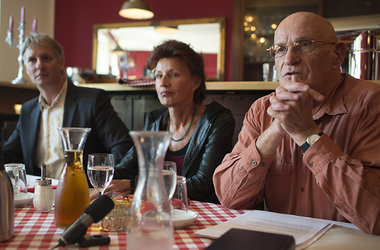 V.l.n.r. Helge Lehmann, Ulla Jelpke und Gottfried Ensslin