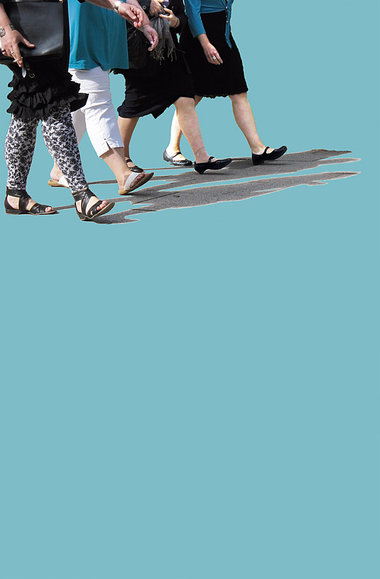 Vereint bahnen sich Pfundsfrauen ihren Weg: Filmplakat des Verei...