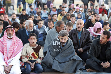 Syrische Flüchtlinge am Freitag bein Eid-Fest in einem Auff... Syrische Flüchtlinge am Freitag bein Eid-Fest in einem Auff...