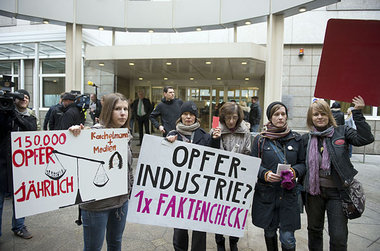 Protest am Dienstag vor dem Landgericht Frankfurt am Main