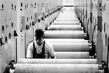 Druckmaschinenfertigung bei MAN Augsburg. Investitionsgüter alle...