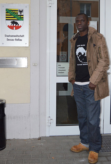 Mouctar Bah von der Initiative &raquo;In Gedenken an Oury Jalloh...
