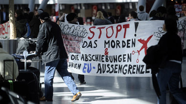Abschiebung f&uuml;hrt zu Diskriminierung, Elend und kann sogar ...