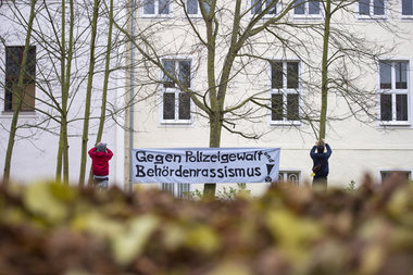 Protest vor der Staatsanwaltschaft in Dessau am 12. November
