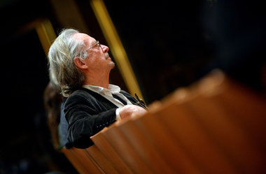 Sein Ansatz heißt Aufklärung: Peter Handke bringt zu ... Sein Ansatz heißt Aufklärung: Peter Handke bringt zu ...