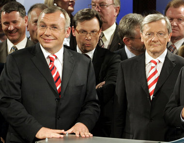 Ratlosigkeit am Wahlabend (Foto), Ratlosigkeit zweieinhalb Monat...