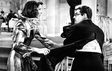 Klassiker der Screwball-Komödie: »Leoparden kü&s... Klassiker der Screwball-Komödie: »Leoparden kü&s...