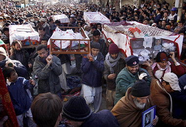 Protest mit toten Terroropfern in Quetta Protest mit toten Terroropfern in Quetta