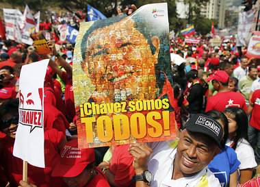 &raquo;Wir alle sind Ch&aacute;vez&laquo;: Gro&szlig;demonstrati...