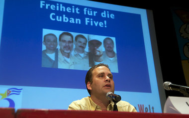 Luis Morlote, Präsident der Organisation junger kubanischer Schr... Luis Morlote, Präsident der Organisation junger kubanischer Schr...