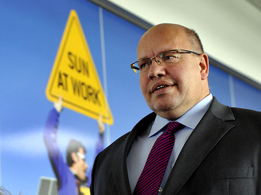 Altmaier bei der SolarWorld AG in Freiberg (Oktober 2012) Altmaier bei der SolarWorld AG in Freiberg (Oktober 2012)