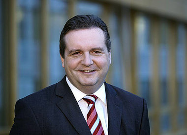 &raquo;Die dunkle Bedrohung&laquo;? Nein, Stefan Mappus in &raqu...