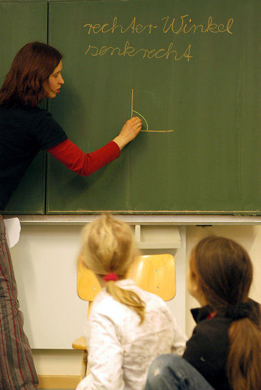 Unterricht in einer dritten Klasse in Berlin