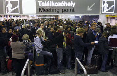 Die Nachfrage nach One-way-Tickets ins Ausland wird demn&auml;ch...