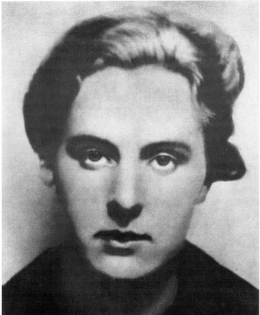Unermüdlich im Kampf gegen die Nazis: Grete Walter, die nur... Unermüdlich im Kampf gegen die Nazis: Grete Walter, die nur...