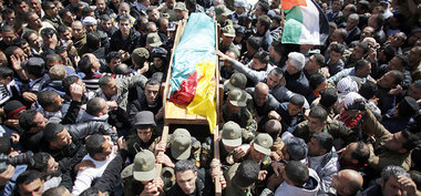 Beisetzung von Arafat Dscharadat am vergangenen Montag in Sair b... Beisetzung von Arafat Dscharadat am vergangenen Montag in Sair b...