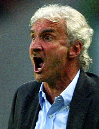 Keine Party mit Rudi: Völler plädiert für Ernsthaftigkeit Keine Party mit Rudi: Völler plädiert für Ernsthaftigkeit