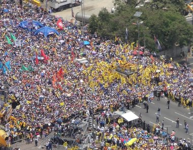 130407capriles.jpg