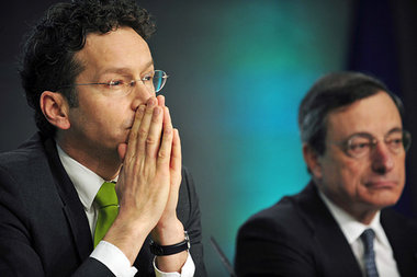 Zypern braucht mehr Geld, und Euro-Gruppenchef Jeroen Dijsselblo... Zypern braucht mehr Geld, und Euro-Gruppenchef Jeroen Dijsselblo...