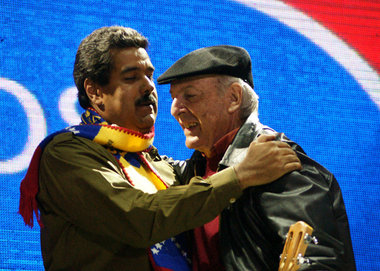 Daniel Viglietti (rechts neben Venezuelas amtierendem Präsident ... Daniel Viglietti (rechts neben Venezuelas amtierendem Präsident ...