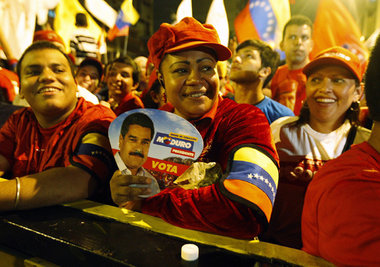 &raquo;Chavistas&laquo; feiern den Wahlsieg ihres Kandidaten (Ca...