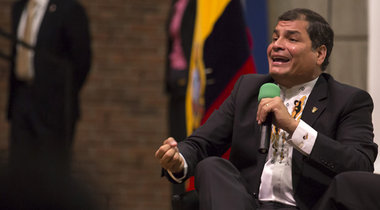 Kampf gegen Armut hat Priorit&auml;t: Rafael Correa am Dienstag ...