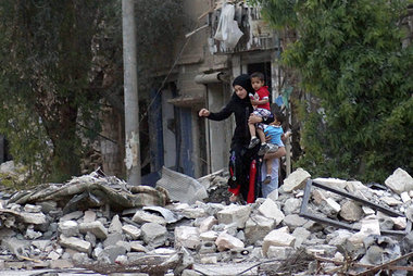 Ruinen und Trümmer in Deir Al-Zor in Syrien