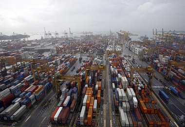 Knotenpunkt des Welthandels: Hafen von ASEAN-Mitglied Singapur