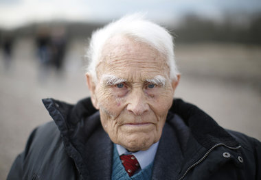 Elling Kvamme (94), Überlebender des Naziterrors, am 11. April 2...