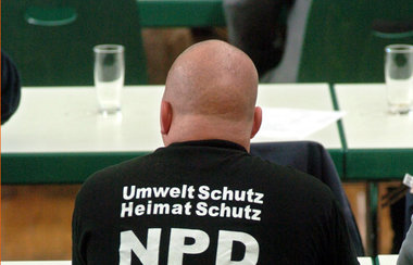 F&uuml;r Neonazis ist Umweltschutz ein Thema, um Mehrheiten zu g...