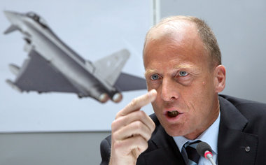 Fest vernetzt im Milit&auml;risch-Industriellen Komplex: EADS-Ch...