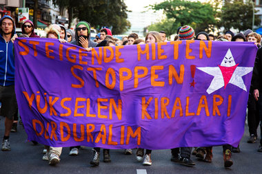 Protest gegen steigende Mieten im Berliner Stadtteil Neuköl... Protest gegen steigende Mieten im Berliner Stadtteil Neuköl...