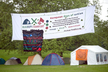 Am Mittwoch vor dem Protestcamp der »Blockupy«-Aktiv... Am Mittwoch vor dem Protestcamp der »Blockupy«-Aktiv...