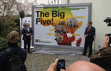 &raquo;Welches Tier suchen wir?&laquo; fragt das Plakat neben de...