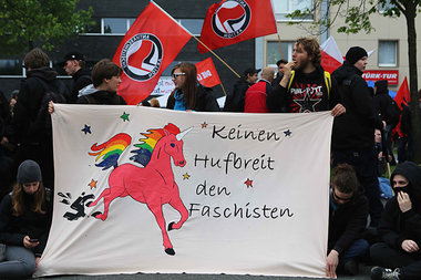 Phantasievoller Protest gegen Neonazis am Samstag in Wolfsburg