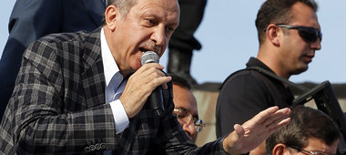 Der Chef der t&uuml;rkischen Regierungspartei, Tayyip Erdogan, a...