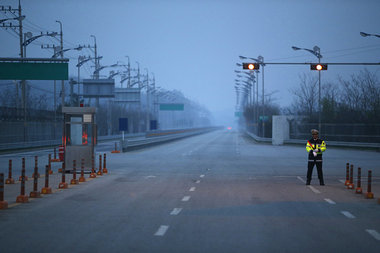 S&uuml;dkoreanische Zufahrt zum Industriekomplex Kaesong im Mai