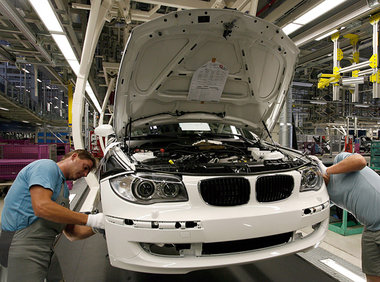 Montage im BMW-Werk Leipzig: Ein Drittel der 6000 Besch&auml;fti...
