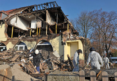 Ruine des NSU-Unterschlupfes in Zwickau nach der Brandstiftung (...