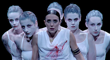 &raquo;Wenn du frei sein willst, &laquo; prophezeit Medea, &raqu...
