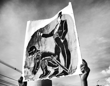 Protestplakat in Belo Horizonte, Brasilien, bei einer Demonstrat...