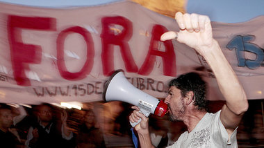 Lissabon am späten Dienstag abend: Nach der Fernsehansprach... Lissabon am späten Dienstag abend: Nach der Fernsehansprach...