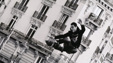 Jens Peter Kutz: Sprung in die Luft, Aufnahmeort: Paris
