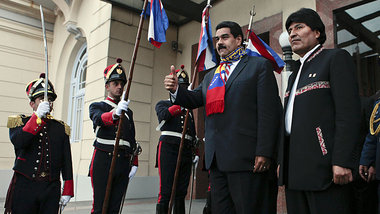 Signal der Solidarit&auml;t: Nicol&aacute;s Maduro und Evo Moral...