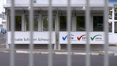 K&ouml;nnte erst einmal verschlossen bleiben: Eingang der Privat...